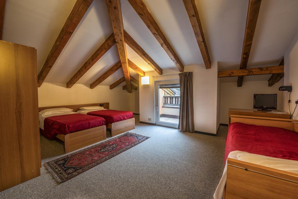Hotel Drago Медзокорона Номер фото
