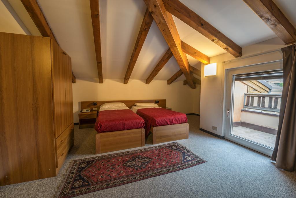 Hotel Drago Медзокорона Номер фото